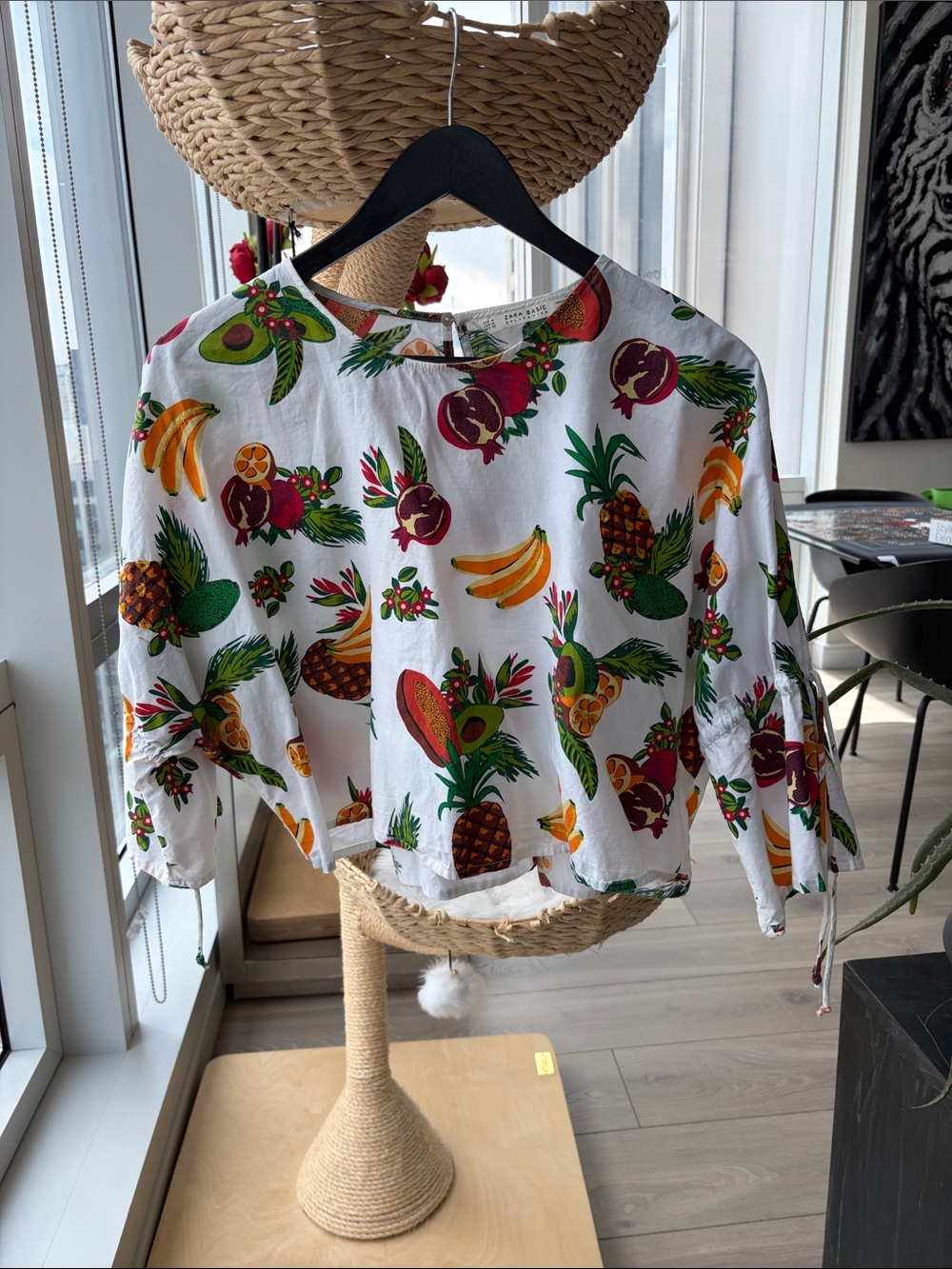 Zara White Tropical Fruit Print Crop Top